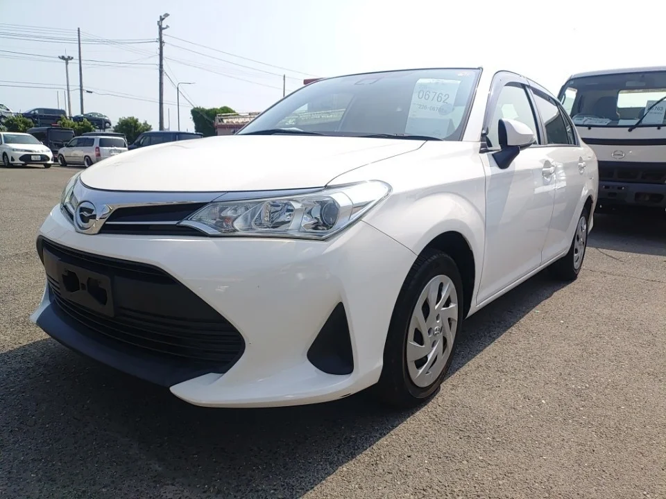 Toyota Corolla Axio NRE161 2019
